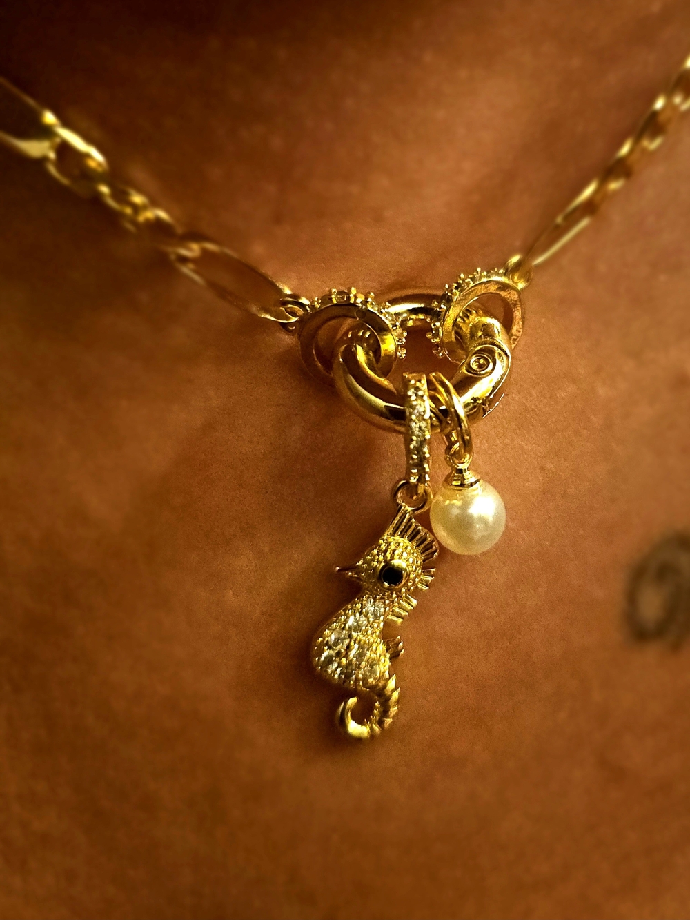 14" CHOKER Gold-Filled Seahorse & Pearl Charm Necklace with Figaro Chain